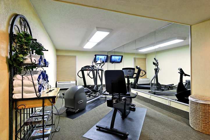 Hampton Inn Memphis Poplar Екстериор снимка